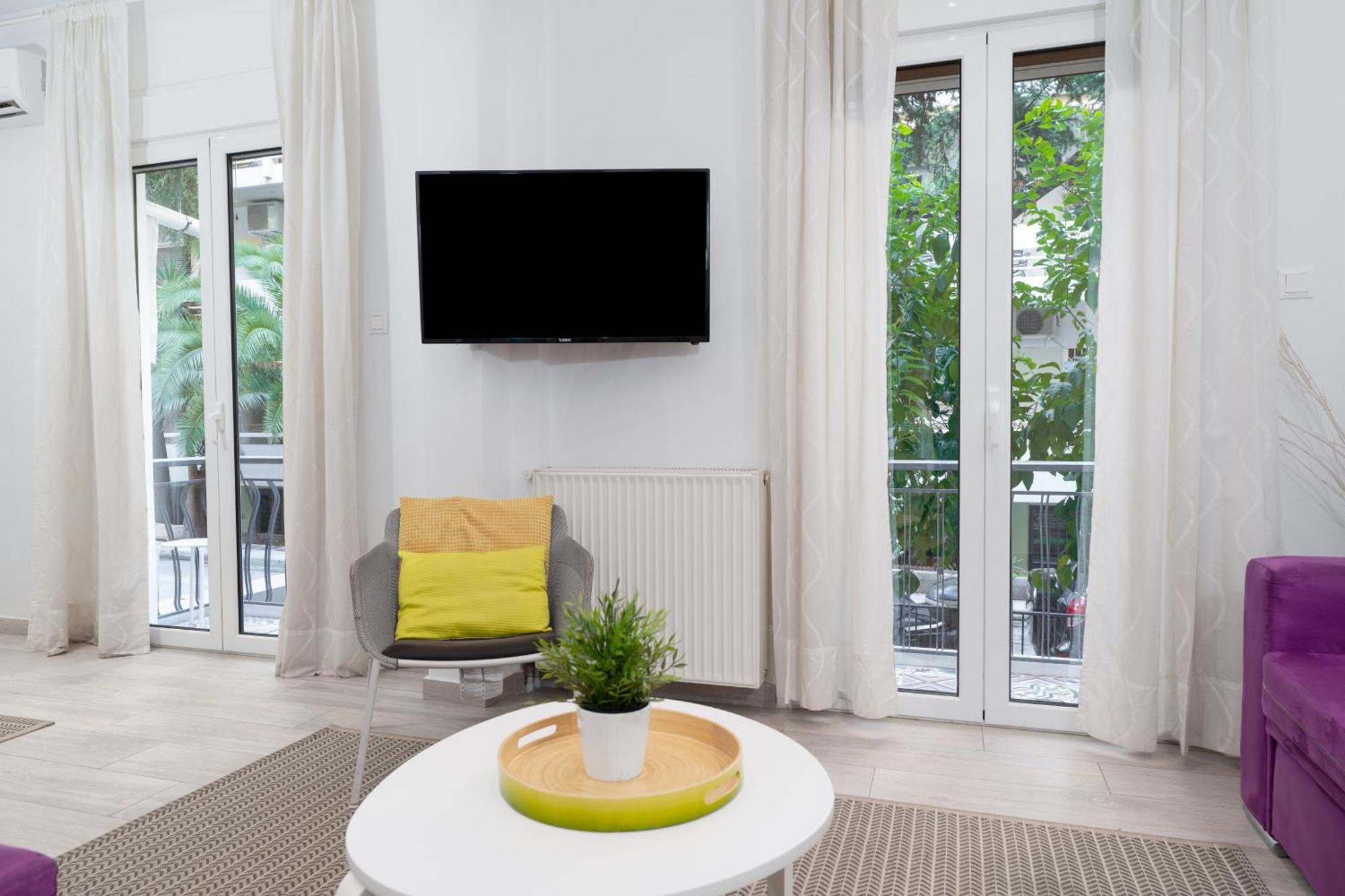 Spacious Modern Apartment In Athens Near Metro Bagian luar foto