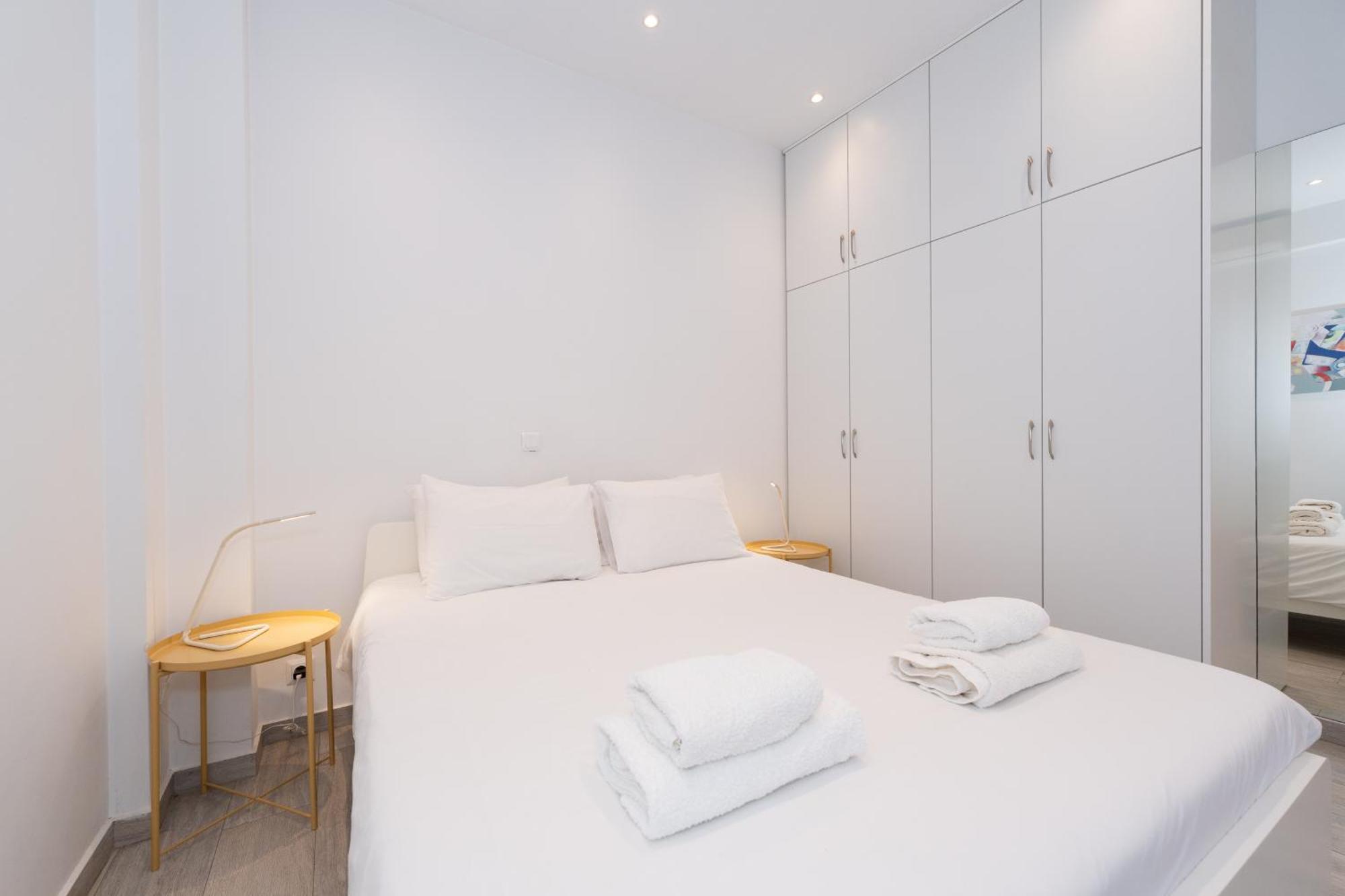 Spacious Modern Apartment In Athens Near Metro Bagian luar foto